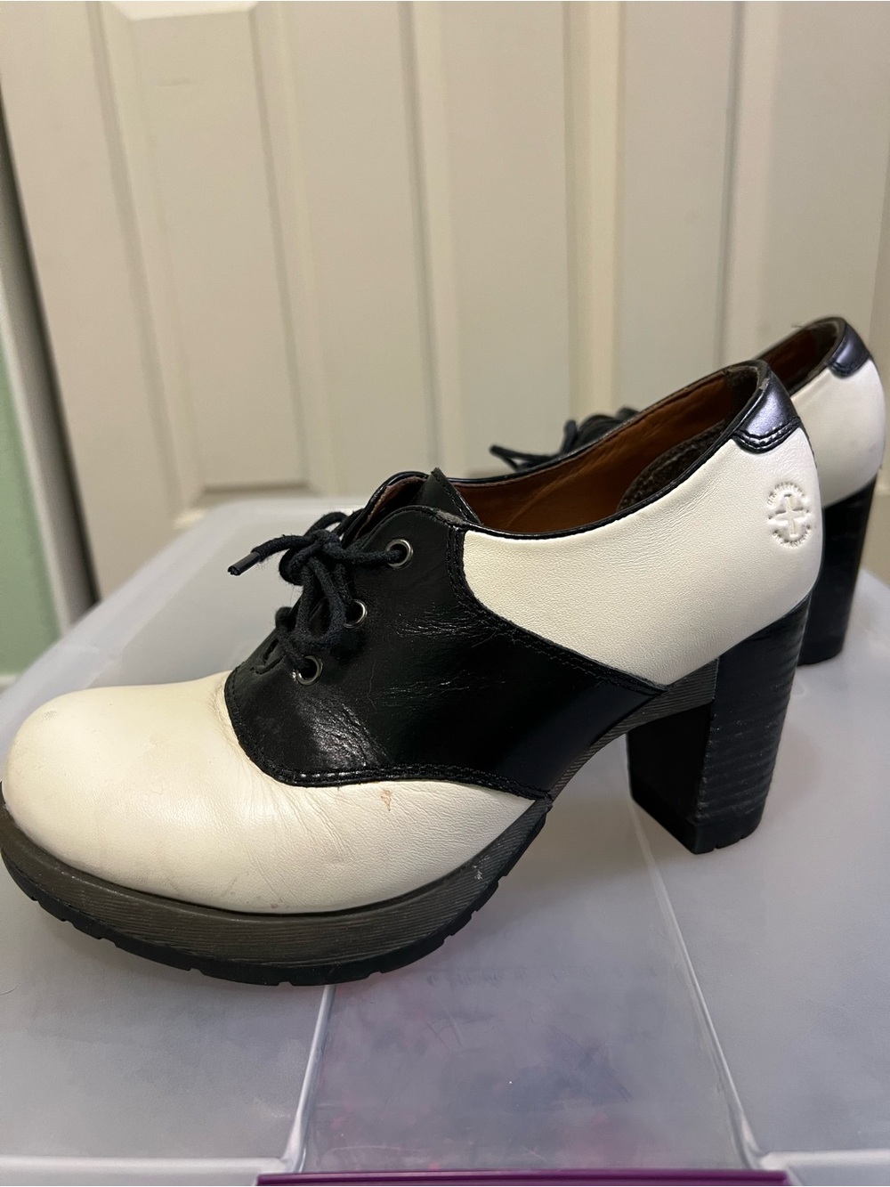 Dr. Martens Darcie Sara Heeled Saddle Shoe